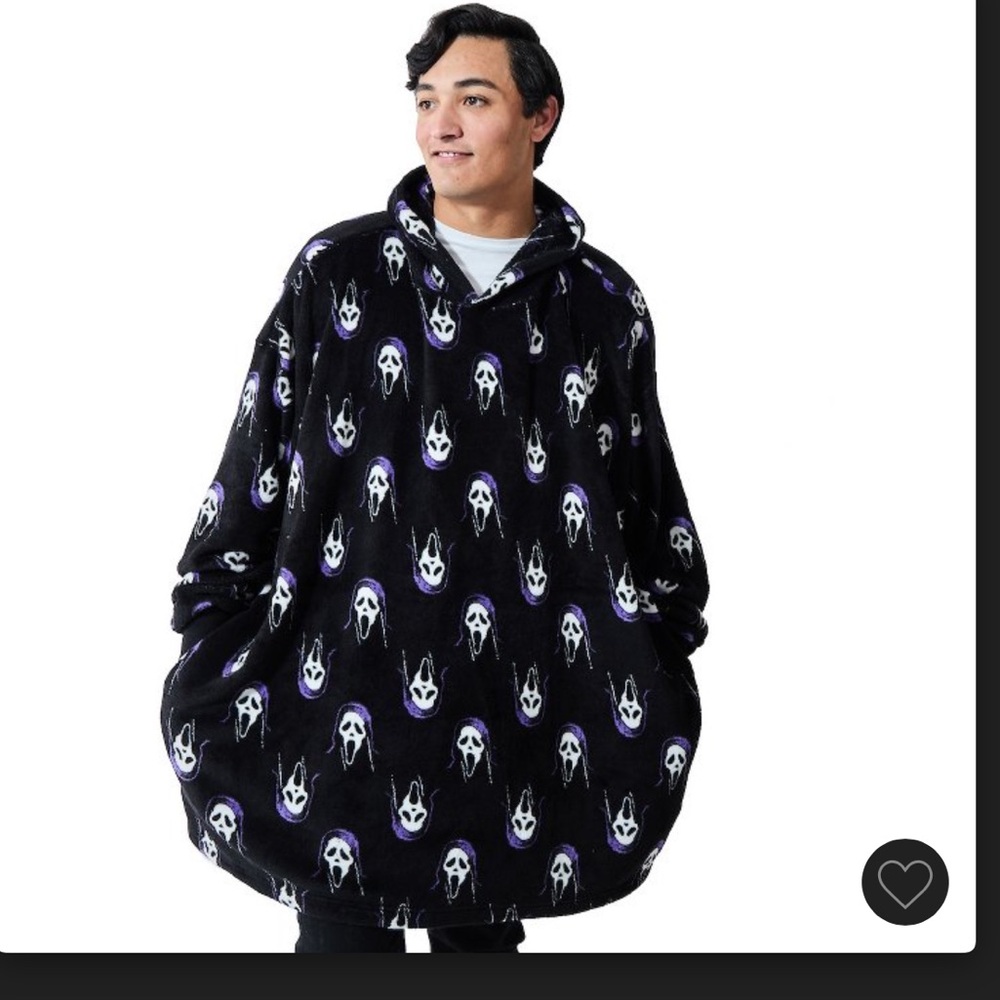 NWT Scream Face Blanket Hoodie